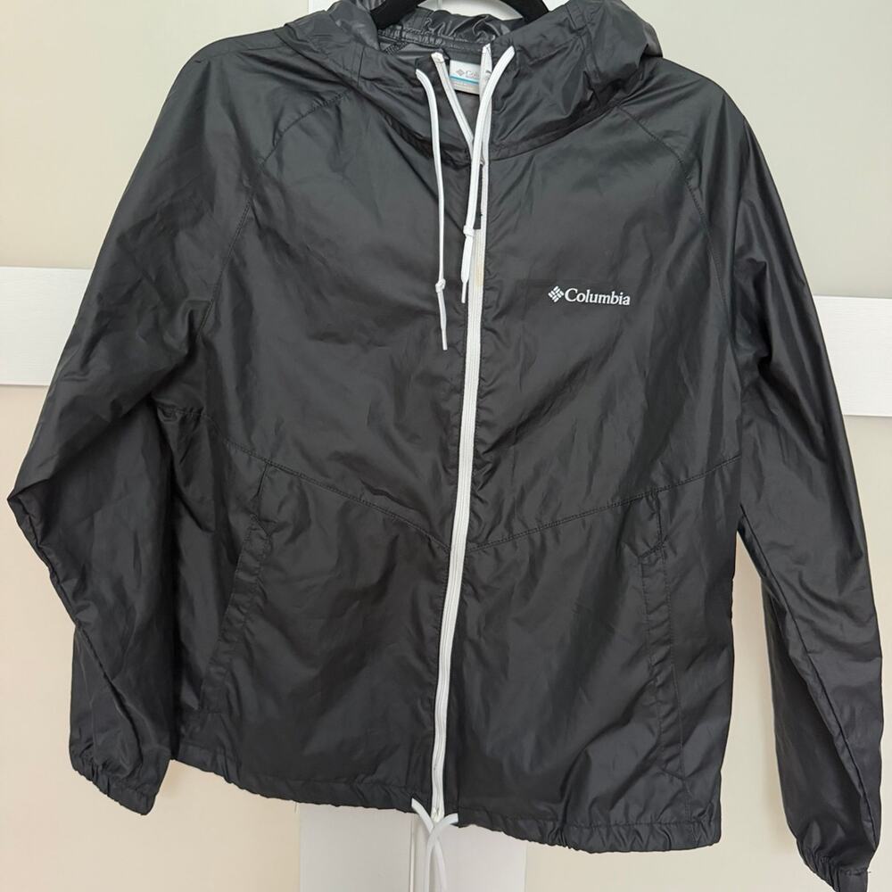 Columbia Black Hooded Lightweight Windbreaker Jacket Small NWOT